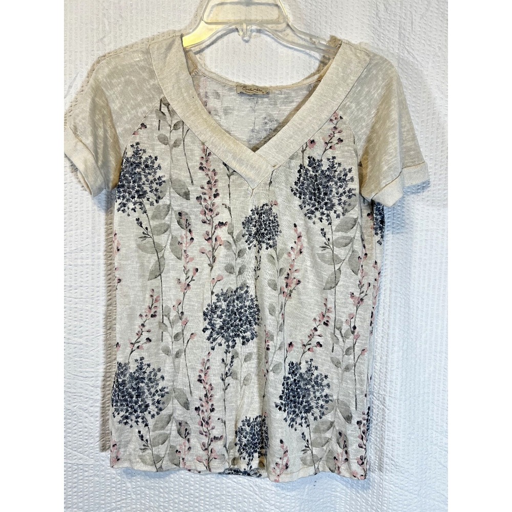 Bellambra Women's Spring Floral Casual Top White Small Beach-y Italy Gorpcore‎